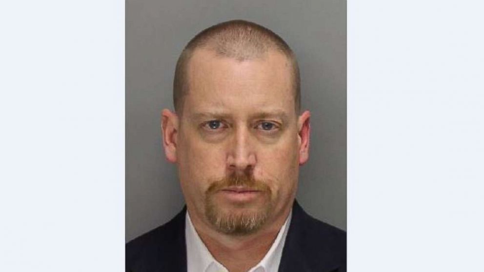 PHOTO: Richard Merritt, 44, is wanted by U.S. Marshals after allegedly killing his mother and cutting off his ankle monitoring bracelet. He was scheduled to report to prison on Feb. 1, 2019.