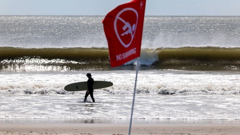Severe Storm threat not keeping Jersey shore beachgoers away over