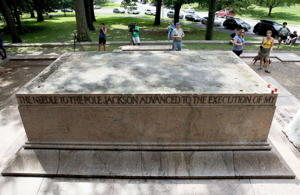 PHOTO: The Robert E. Lee and Thomas J. "Stonewall" Jackson monument base is viewed in Wyman Park Dell in Baltimore, after being removed by the city, Aug. 16, 2017.