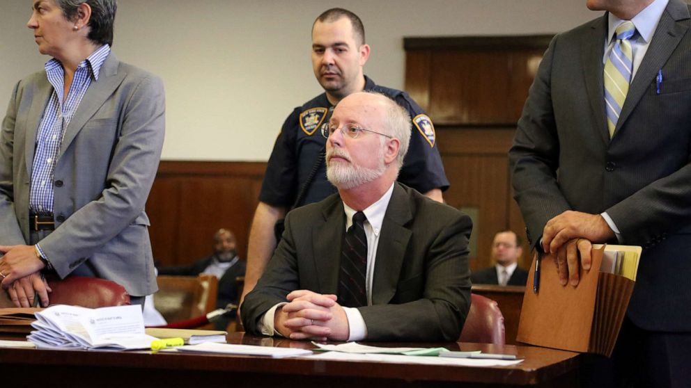 PHOTO: In this Sept. 4, 2014, file photo, Dr. Robert Hadden appears in Manhattan Supreme Court in New York.