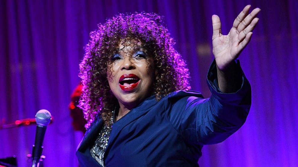 VIDEO: Singer Roberta Flack reveals she's unable to sing after ALS diagnosis