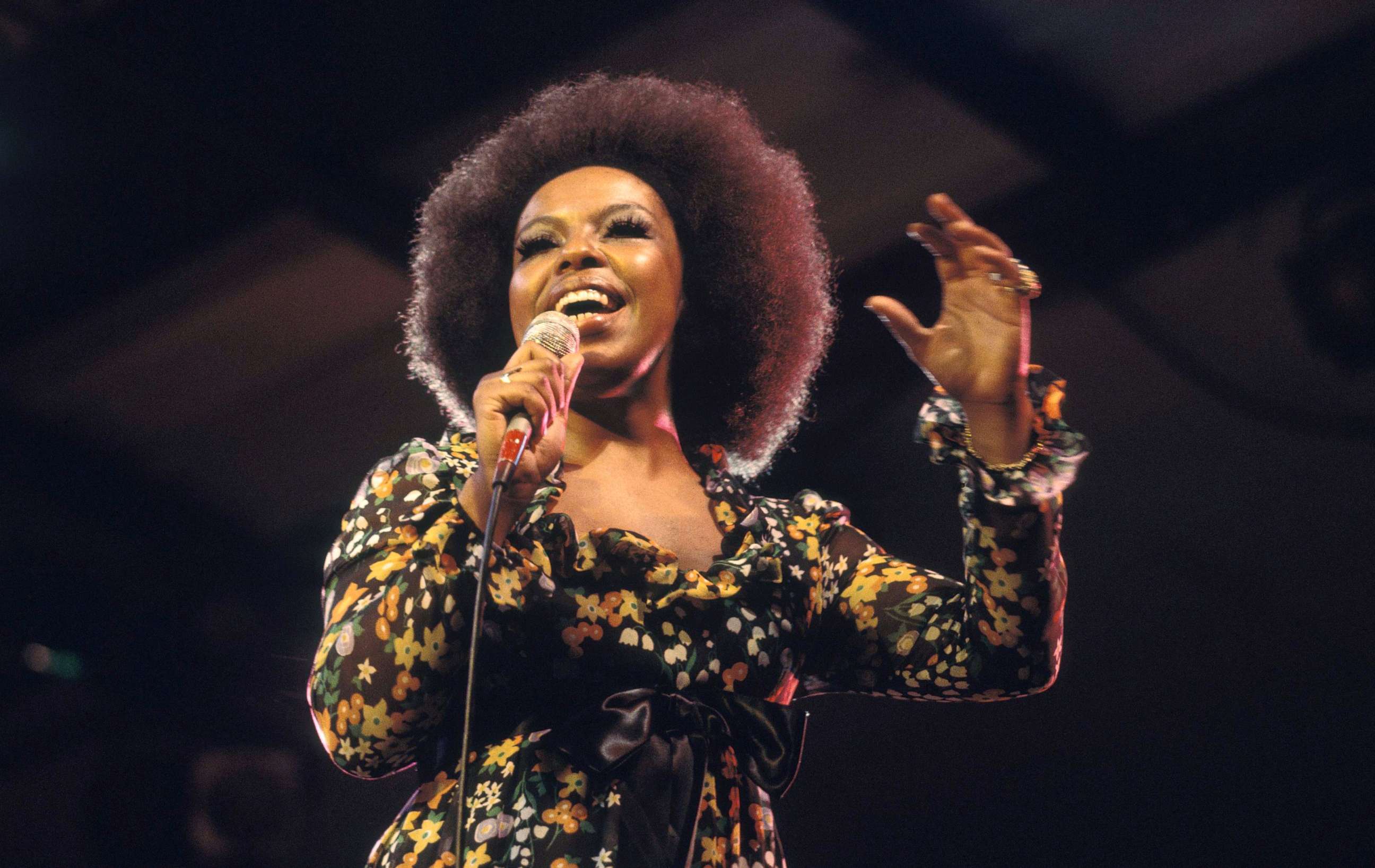 PHOTO: Roberta Flack performs at the Newport Jazz Festival, July 2, 1971, in Newport, R.I. 