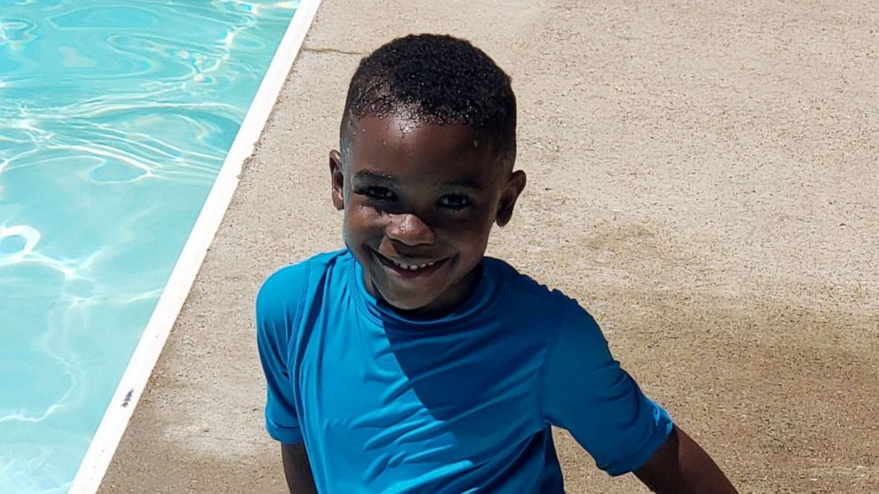 PHOTO: Ron Anthony Hampton, Jr., 5, was captured on video by his father, Ron Hampton, overcoming his fears of jumping off the diving board in Little Rock, Arkansas.