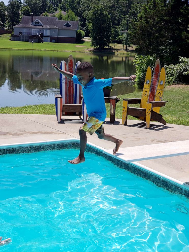 PHOTO: Ron Anthony Hampton, Jr., 5, was captured on video by his father, Ron Hampton, overcoming his fears of jumping off the diving board in Little Rock, Arkansas.