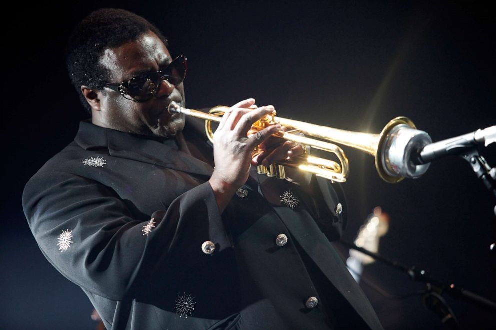 PHOTO: Wallace Roney performs during the Concert For Japanese Tsunami Relief at Highline Ballroom on May 15, 2011 in New York City.
