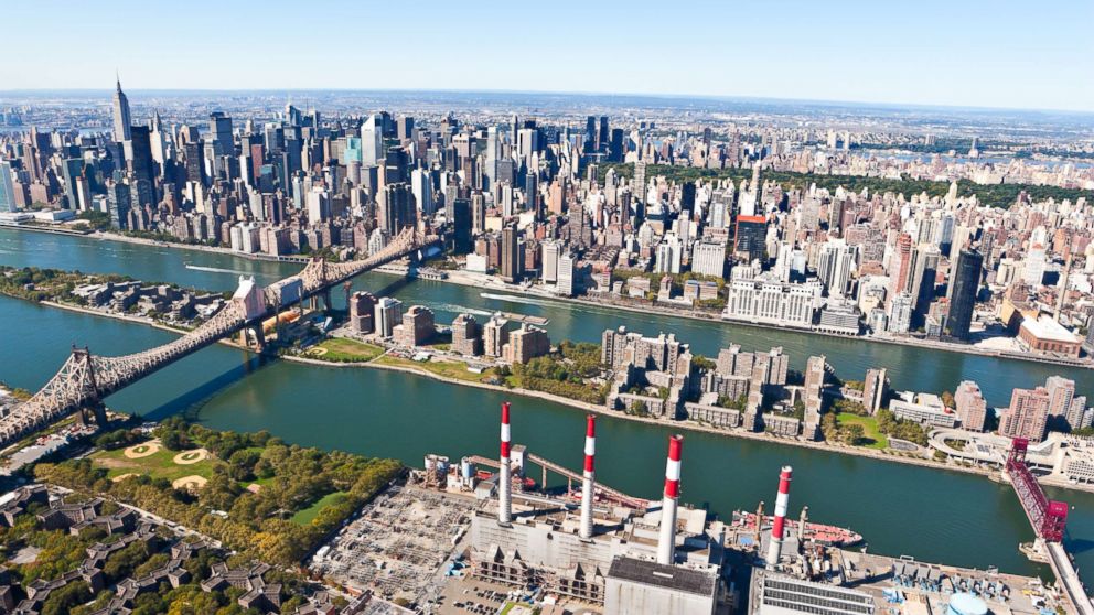 PHOTO: Roosevelt Island and Manhattan are seen here.
