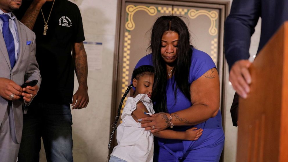 Gianna Floyd, the 6-year-old daughter of George Floyd, and her mother Roxie Washington held a press conference along with their attorney Chris Stewart at Minneapolis City Hall on Tuesday.