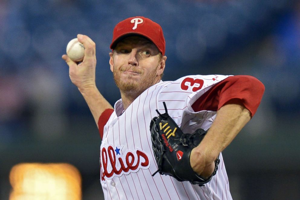 PHOTO: Roy Halladay, #34 of the Philadelphia Phillies, delivers a pitch in the first inning against the Miami Marlins, Sept. 17, 2013, in Philadelphia.
