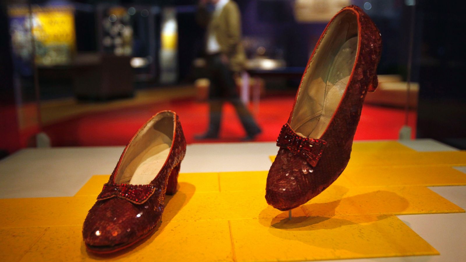 Officials show off stolen ruby slippers from 'Wizard of Oz' found after 13  years - ABC News