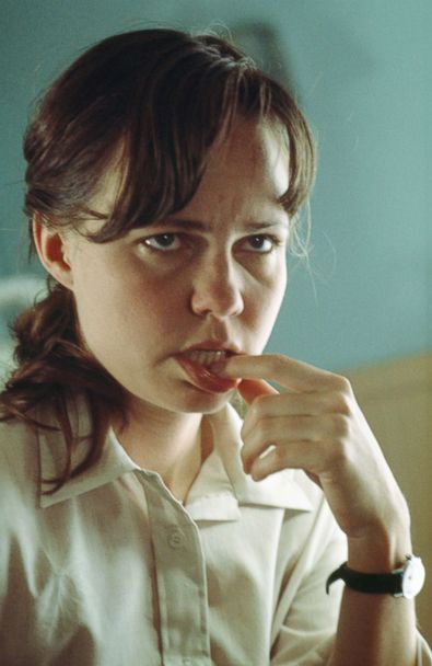 Sally Field reflects on her past 'In Pieces,' childhood secrets and  wrenching realities