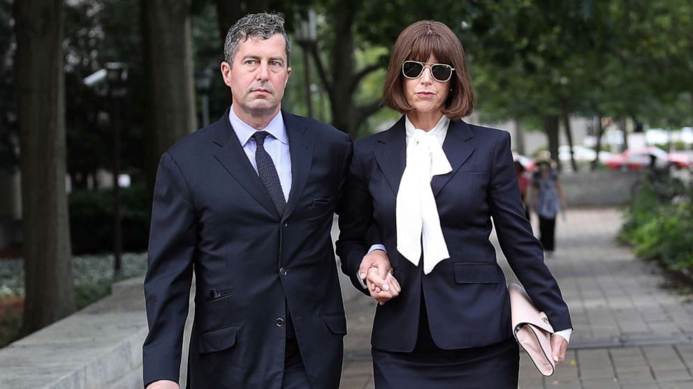 Lobbyist Patten gets probation in case spun off from Russia probe