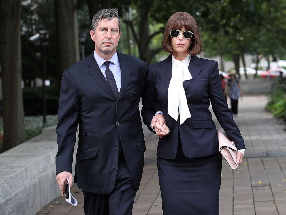 PHOTO: Sam Patten, a former associate of Paul Manafort, leaves U.S. District Court, Aug. 31, 2018, in Washington, DC.