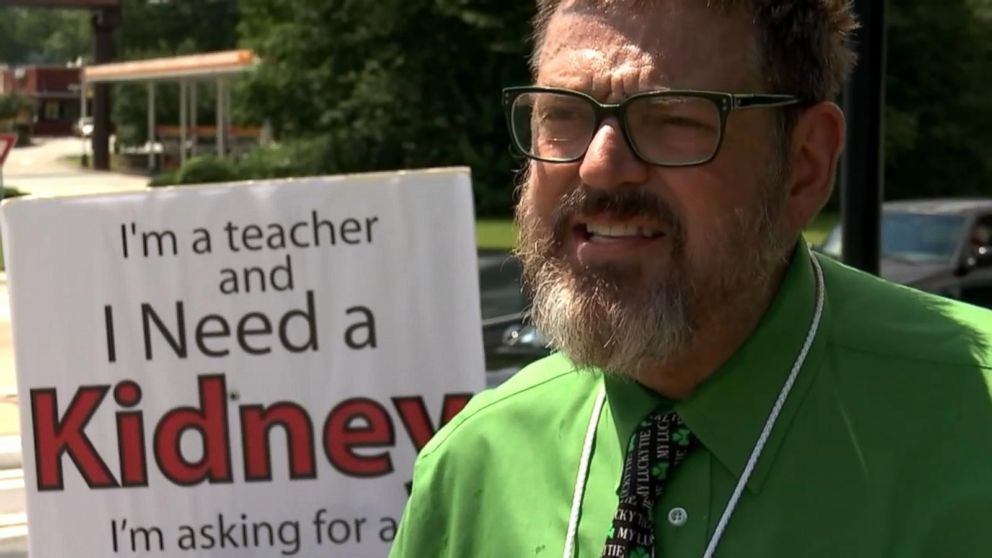 PHOTO: Sam Worley, 50, in the last two months have been holding sing looking for people on the street to give him kidney Aug. 2018.