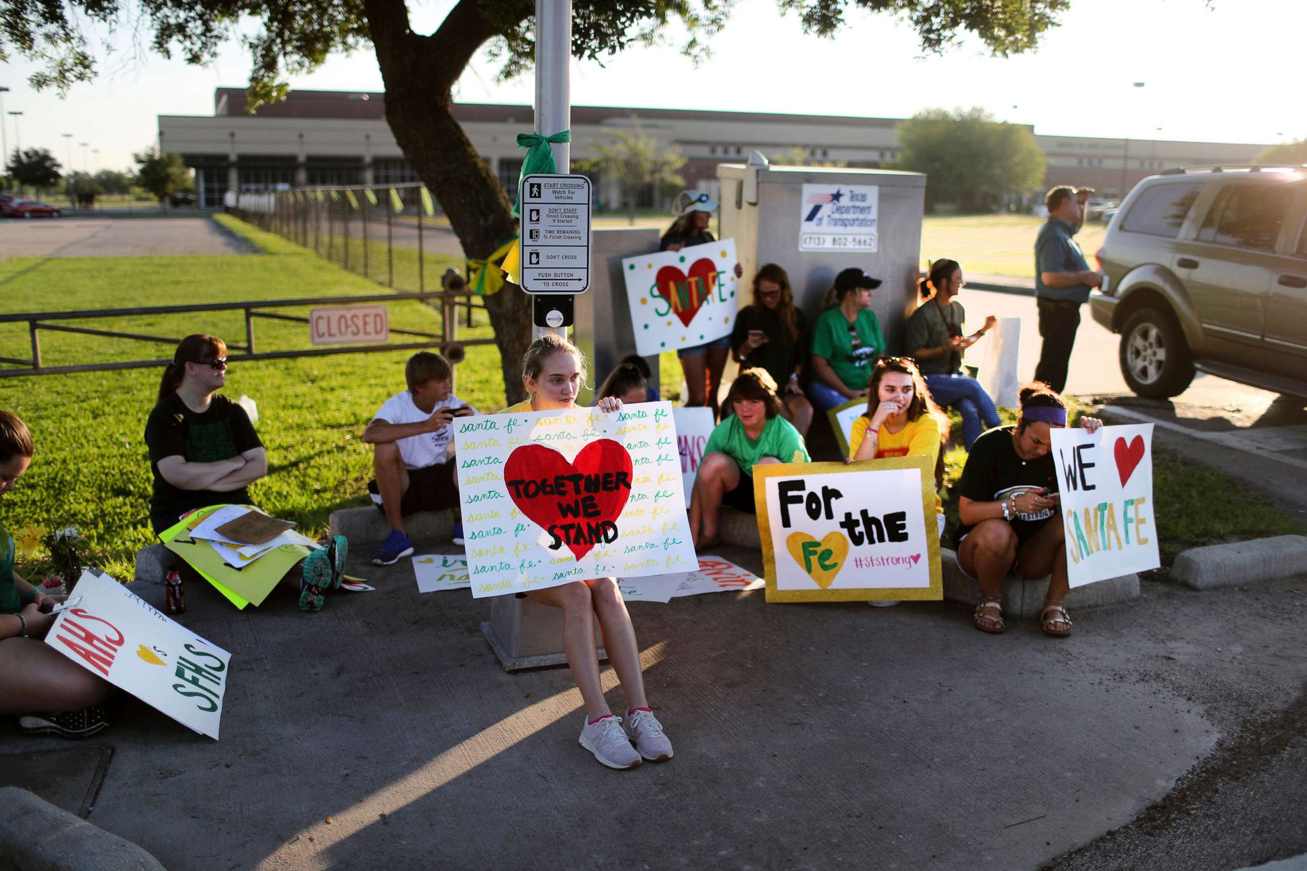 PHOTO: Santa Fe High School supporters gather by the school to wish student and staff well on their first day of classes, May 29, 2018 after a shooting that killed 10 people, in Santa Fe, Texas.