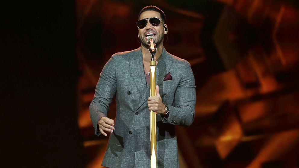 PHOTO: Romeo Santos performs on stage during his 'Golden Tour' at American Airlines Center, Oct. 21, 2018, in Dallas, Texas. 
