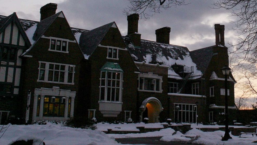 PHOTO: The Sarah Lawrence College building stands in Bronxville, N.Y., Feb. 25, 2005.