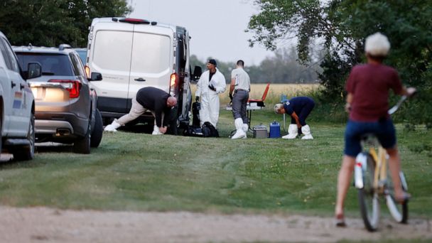 1 suspect dead, the other on the run, in Canada stabbing massacre: Police - ABC News