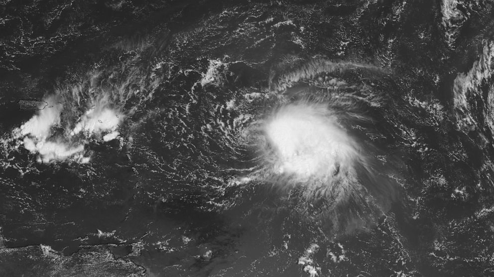 Tropical Storm Fiona takes aim on Puerto Rico