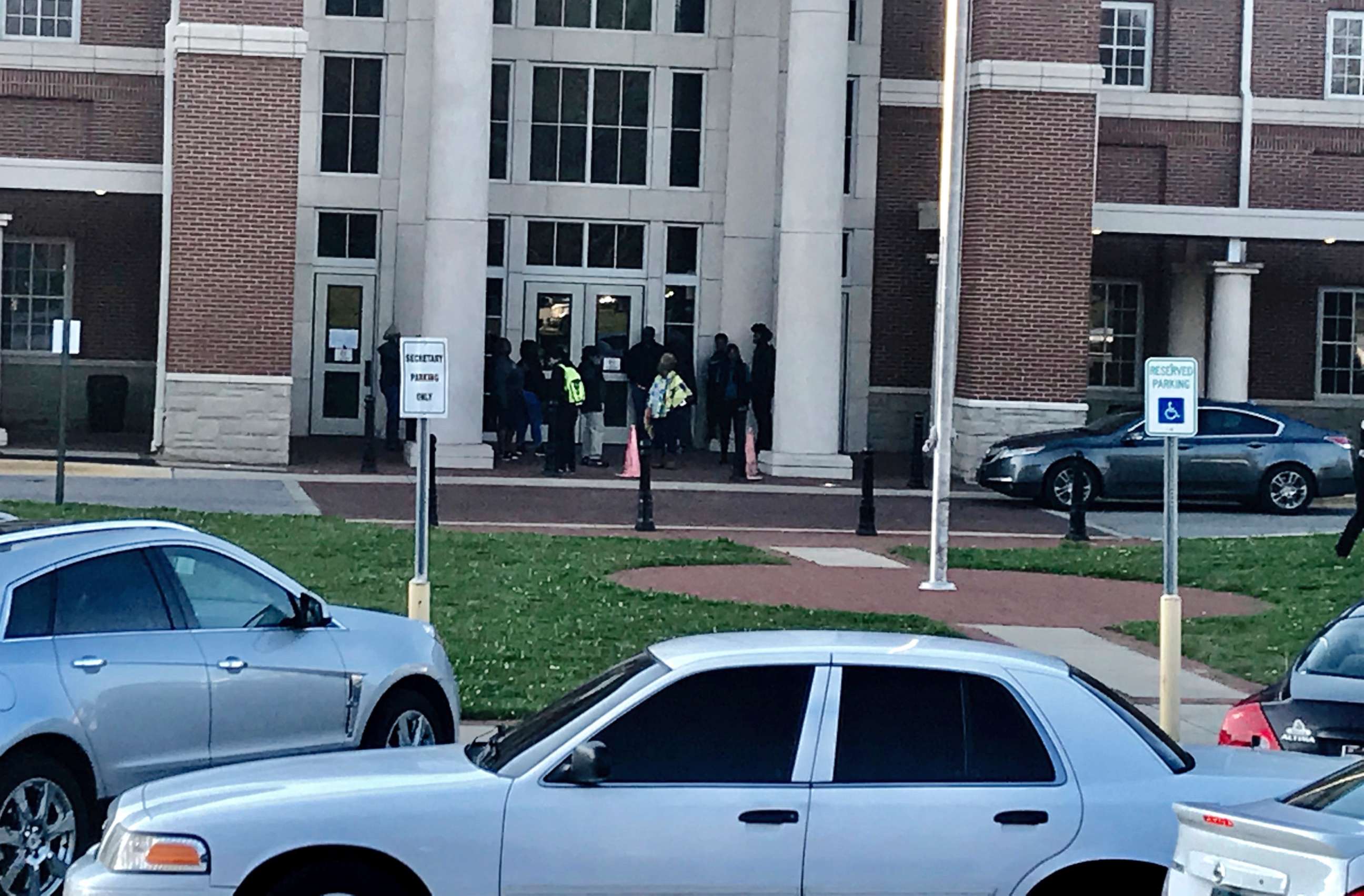 PHOTO: Authorities investigate the scene where a shooting occurred at Huffman High School, March 7, 2018, in Birmingham, Ala. 