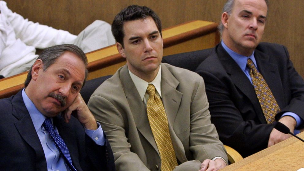 Accused murderer Scott Peterson, center, and defense attorney Mark Geragos, left, listen during prosecution rebuttal to the defense closing arguments in Peterson's capital murder trial Nov. 3, 2004 in Redwood City, Calif. 