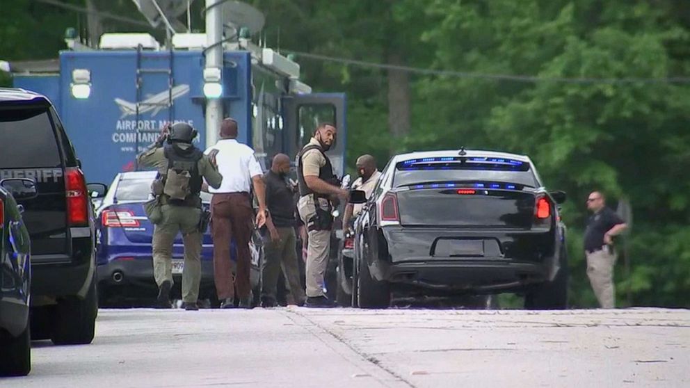 PHOTO: Law enforcement in Georgia search for a fugitive that escaped deputies at Atlanta’s airport and ducked into nearby woods, April 29, 2021.