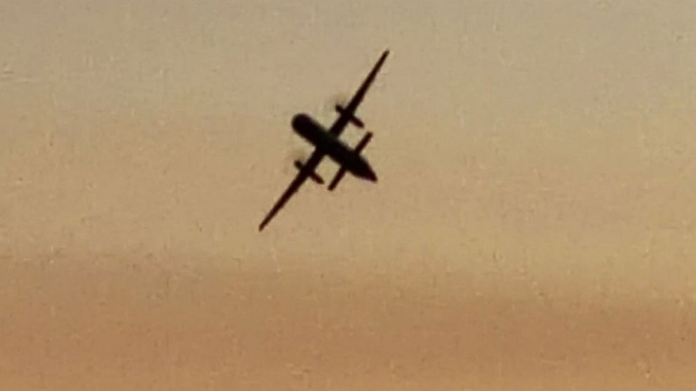 PHOTO: An empty passenger airplane, stolen from the Seattle-Tacoma airport, makes an unlikely upside-down aerial loop, then flying low over Puget Sound before crashing into the sparsely populated Ketron Island in Washington, Aug. 10, 2018.