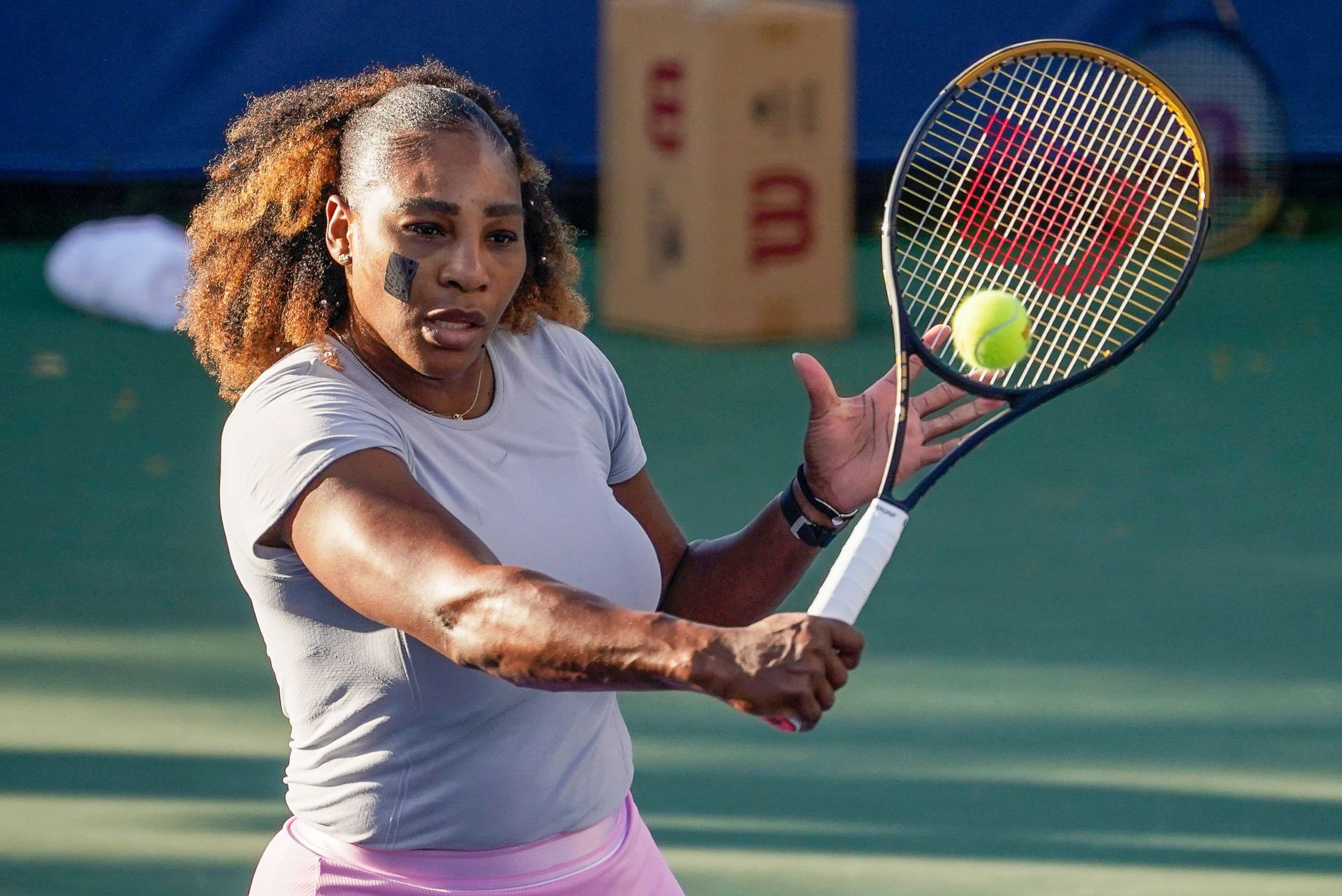 PHOTO: Serena Williams practices before playing against Anett Kontaveit, of Estonia, during the second round of the US Open tennis championships in New York, Aug. 31, 2022.