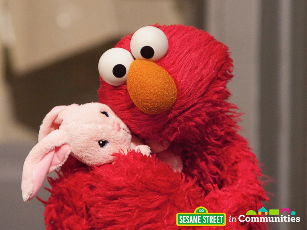 PHOTO: Sesame Workshop, the nonprofit group affiliated with the long-running childrens program, has launched a new program that aims to teach children how to cope with traumatic experiences.