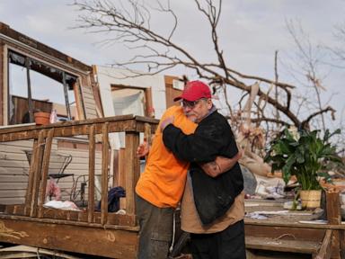 Tornado outbreak live updates: 40 tornadoes, 34 dead in cross-country storm system