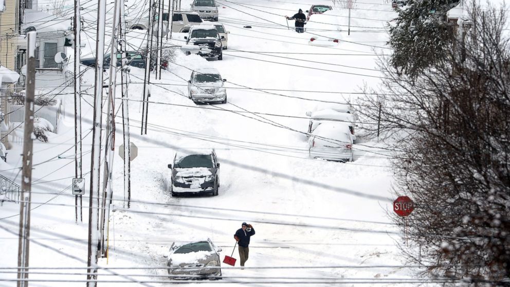 Over 5 Feet Of Snow Falls In New York Pennsylvania Cold Temperatures Headed To Northeast Midwest Abc News