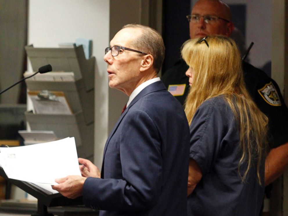 PHOTO: Attorney Richard Lubin speaks during the first court appearance of his client Sheila Keen Warren, Oct. 4, 2017, in West Palm Beach, Fla.