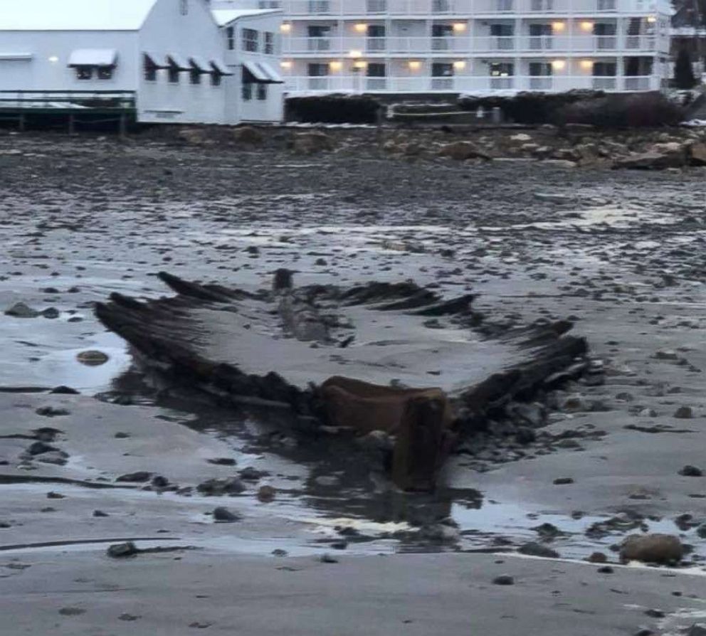 PHOTO: An estimated 160-year-old shipwreck was revealed on a beach in York, Maine after last weeks noreaster pummeled the Northeast coast.
