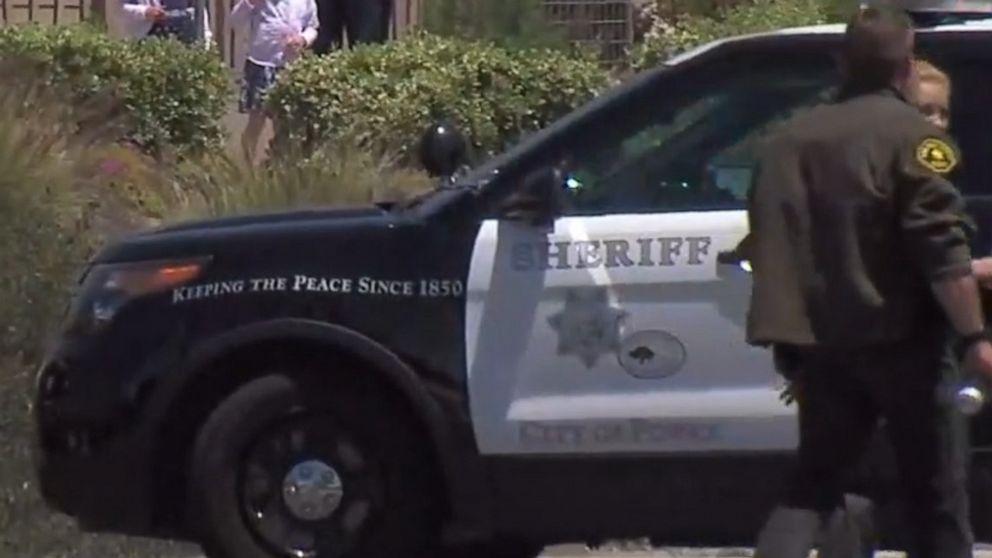 PHOTO: Police are at the scene of a shooting at Chabad of Poway synagogue in Poway, Calif., April 27, 2019. 