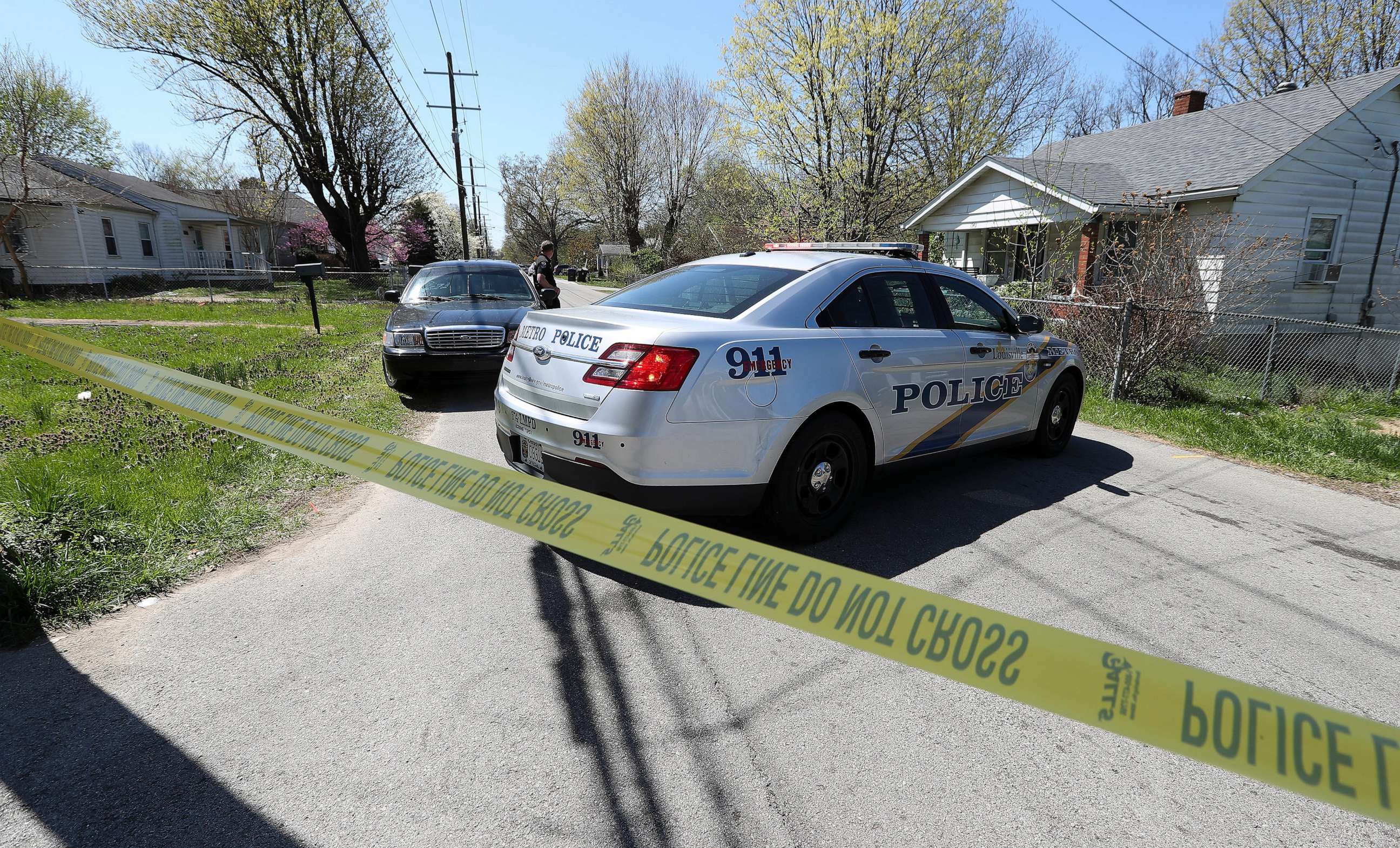PHOTO: Law enforcement work an investigation on Taylor Ave. in the Camp Taylor neighborhood of Louisville, Ky., Apr. 10, 2023.