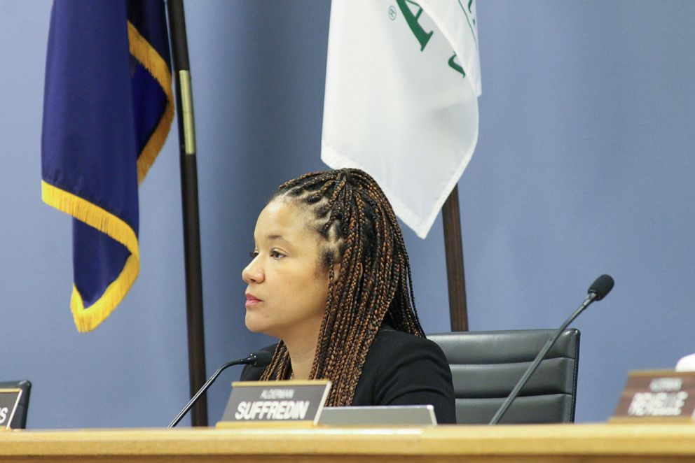 PHOTO: Evanston Ald. Robin Rue Simmons, 5th Ward, proposed a reparations fund that Evanston City Council approved at their meeting on Nov. 25, 2019.