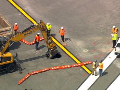 Sinkhole shuts down runway at LaGuardia International Airport