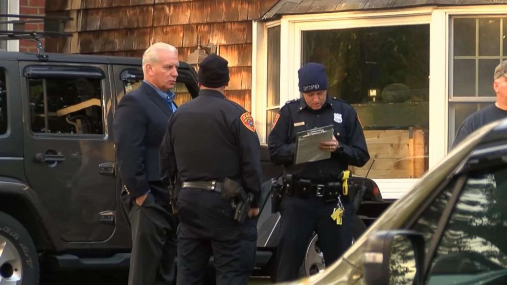 PHOTO: A skeleton was discovered in the basement of a home on Long Island in N.Y., Nov. 1, 2018. 