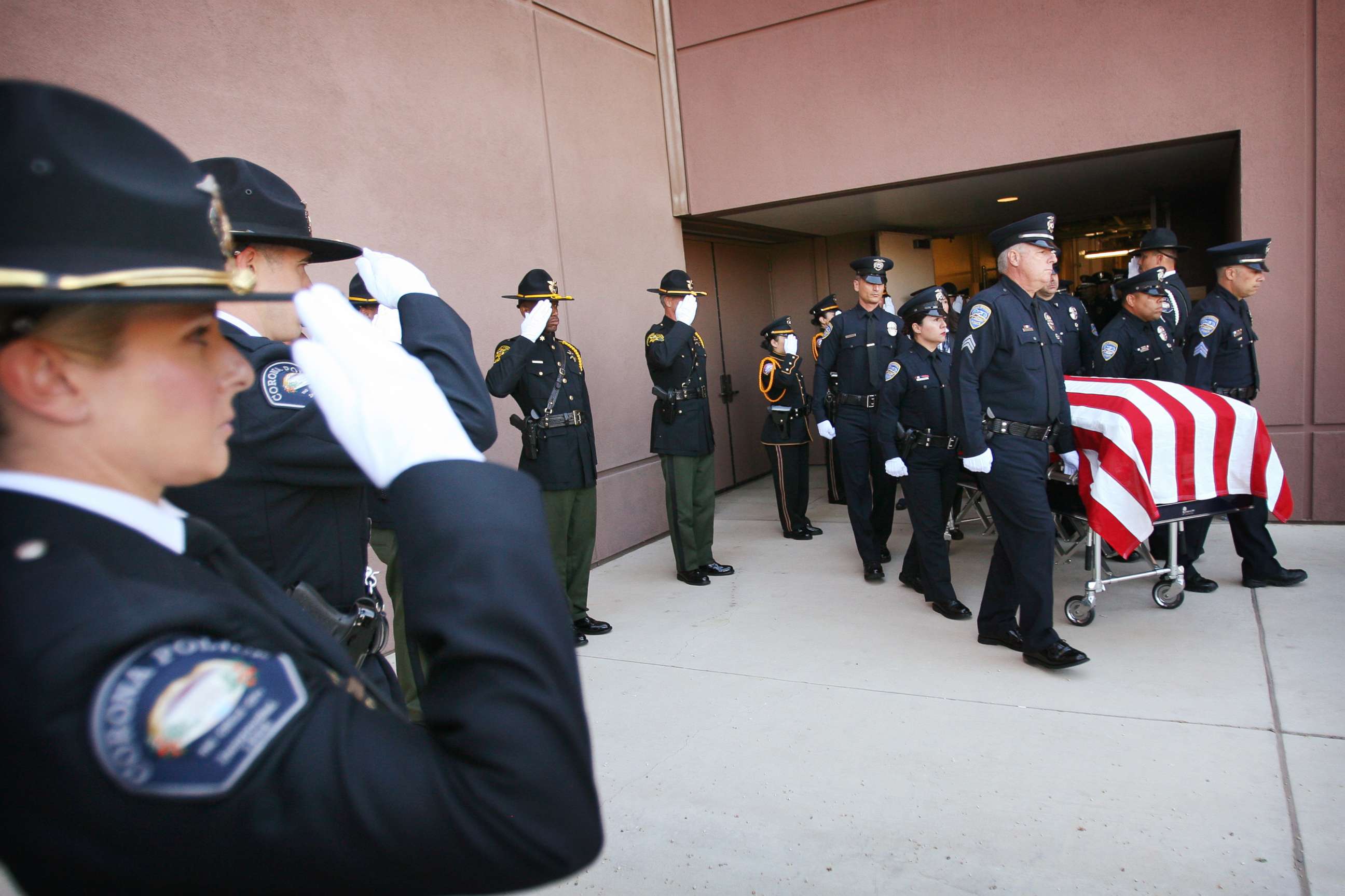 PHOTO: The casket of Jose "Gil" Vega is taken to the hearse by Palm Spring Police Department personnel in Palm Spring, Calif., Oct. 18, 2016.