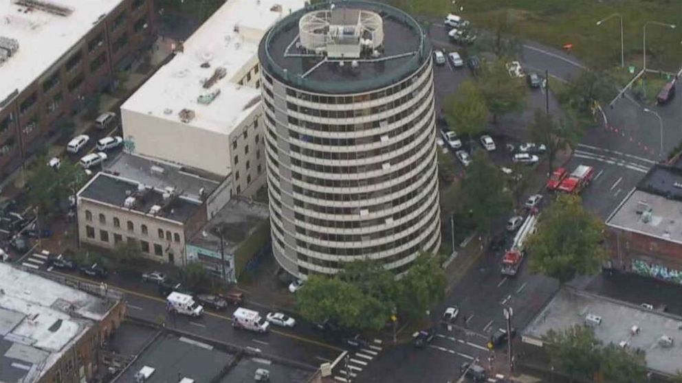 PHOTO: Police responded to an active shooter situation at Smith Tower in Vancouver, Wash., on Thursday, Oct. 3, 2019.