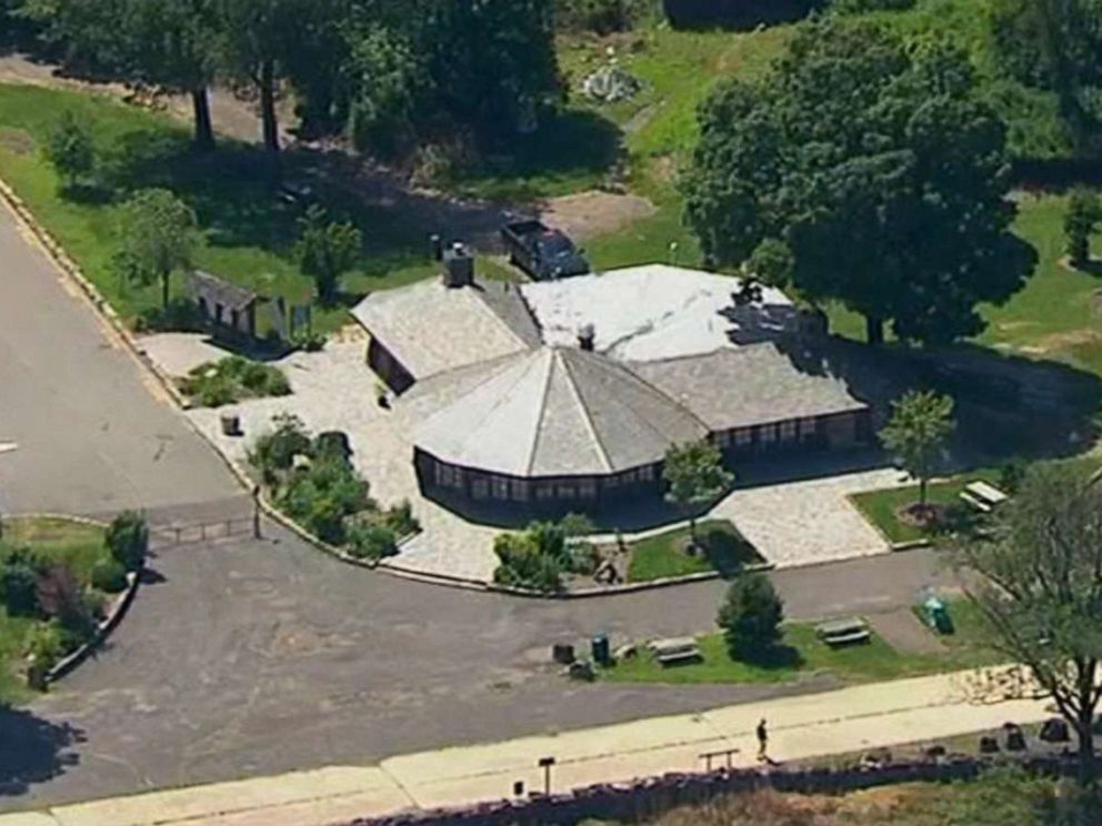 PHOTO: The Stateline Lookout snack stand in Alpine, N.J. is pictured in an image made from video, July 3, 2019.