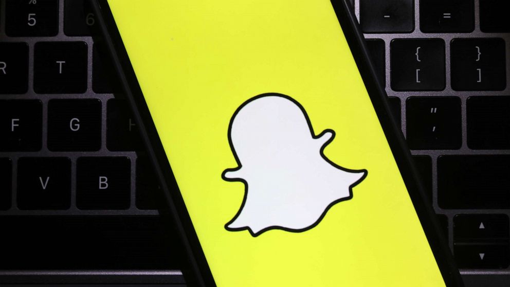 PHOTO: SAN ANSELMO, CALIFORNIA - FEBRUARY 03: In this photo illustration, the Snapchat logo is displayed on a cell phone screen on February 03, 2022 in San Anselmo, California. 