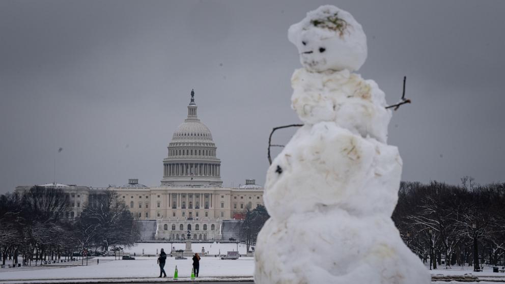 NYC, DC break more than 700-day snow droughts with biggest storm