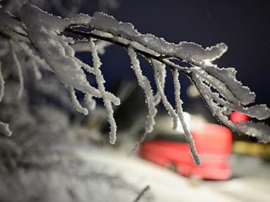 New storm bringing blizzard conditions to Heartland, tornadoes to the South