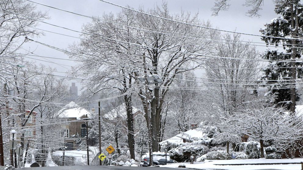 PHOTO: Snowfall view in Cliffside Park in New Jersey, on Feb. 13, 2022.  