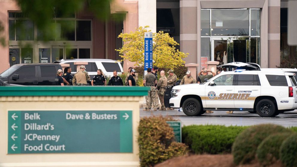 PHOTO: Members of law enforcement gather outside Columbiana Centre mall in Columbia, S.C., following a shooting, April 16, 2022.