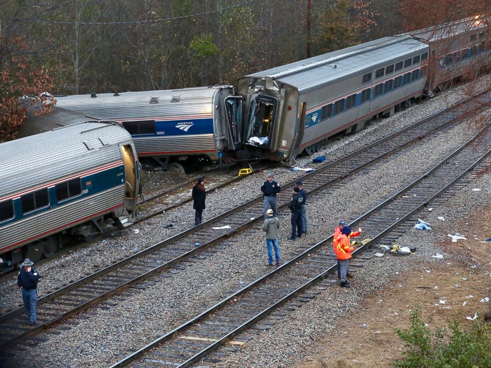 Amtrak train on wrong track in deadly crash; it says freight line ...