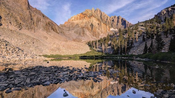 Hiker killed, 2 others injured in mountain avalanche - Vimarsana News