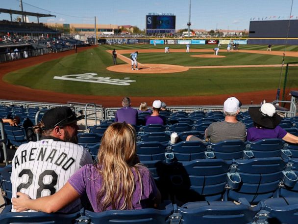 Texas Rangers to reopen stadium at full capacity despite COVID-19 case  numbers - ABC News