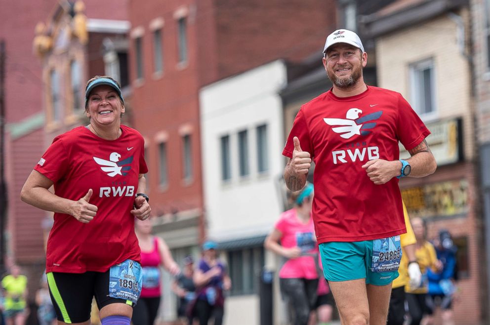 PHOTO: Stacey and Stephen run the Pittsburgh Half Marathon together after he surprises her and sees his biological mom for the first time.