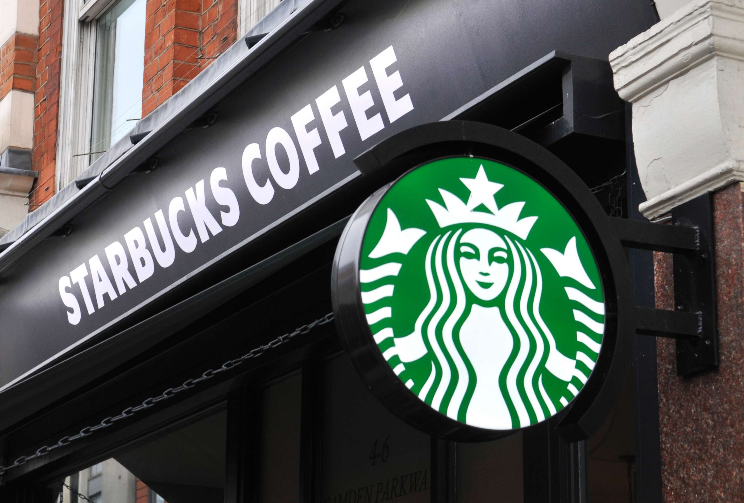 PHOTO: A general view of a Starbucks Coffee shop, Nov. 28, 2015.